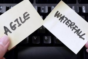 Brak pliku BOOTMGR w Windows 7 – jak naprawić system z wiersza poleceń?