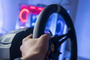 Kierownica do gier wyścigowych – jak wybrać najlepszy model do symulatorów?