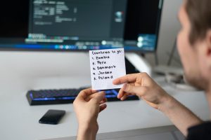 Tester oprogramowania – kim jest, ile zarabia i jak nim zostać?