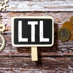 Pojęcie przemysł kurierski Termin mniej niż ładunek ciężarówki LTL