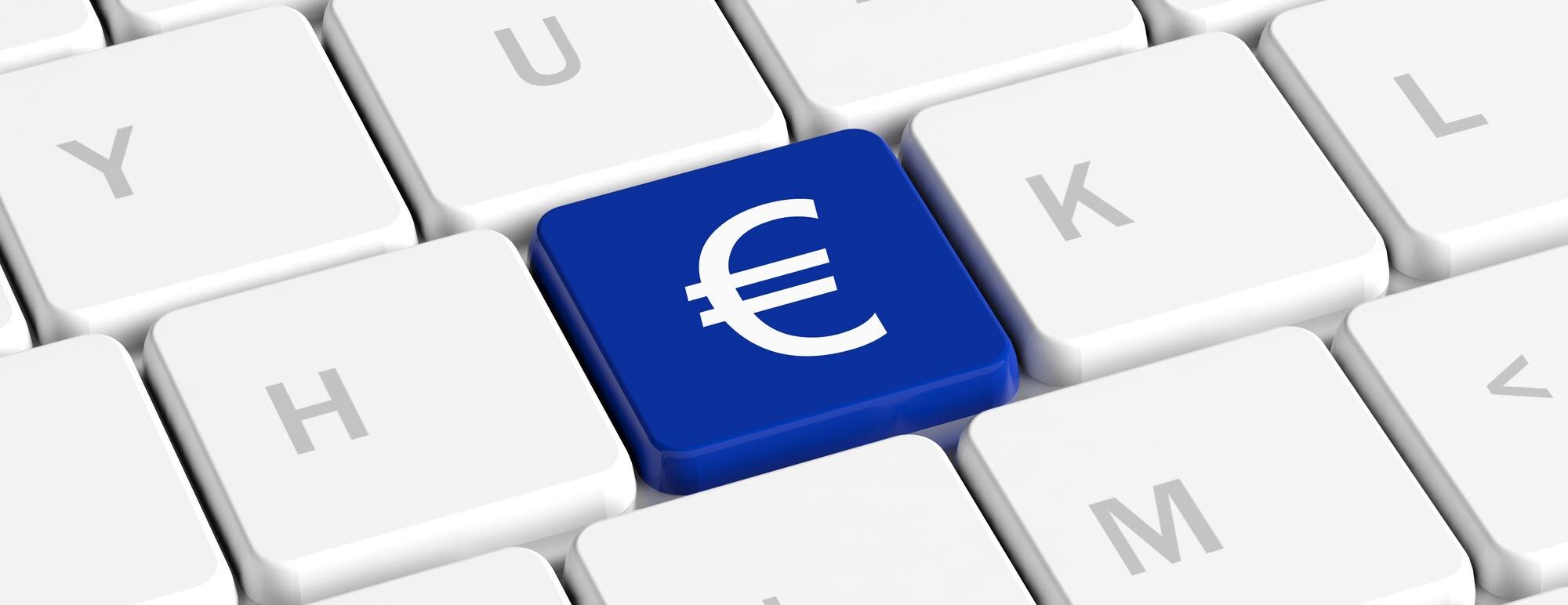 Pieniądze euro Niebieski kluczowy przycisk ze znakiem euro na ilustracji 3d transparentu klawiatury komputera