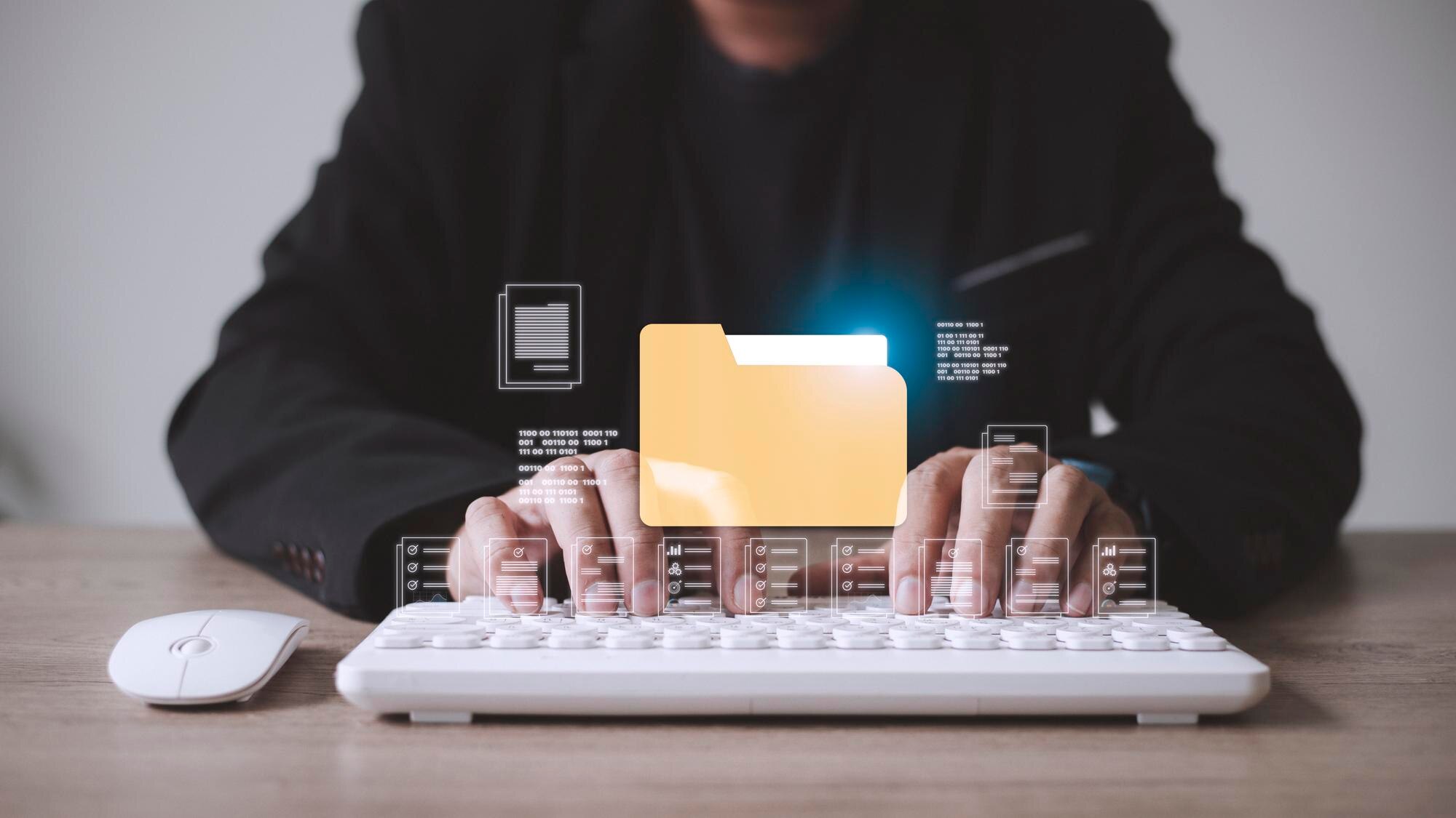 Biznesmen dotyka palcem urządzenia cyfrowego hologram hud z ikonami dokumentów biurowych i plikami binarnymi Przechowywanie informacji o danych osobowych online baza danych Koncepcja usługi w chmurze