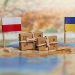 Polskie wsparcie humanitarne wzmacnia więzi z Ukrainą poprzez pakiety pomocy i rosnące partnerstwo transgraniczne