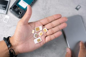 Jak działa Dual SIM w smartfonie? Konfiguracja dwóch kart i zarządzanie połączeniami